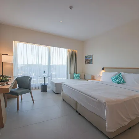 Poseidon - 5-star Luxury Experience - Premium Full Board 호텔